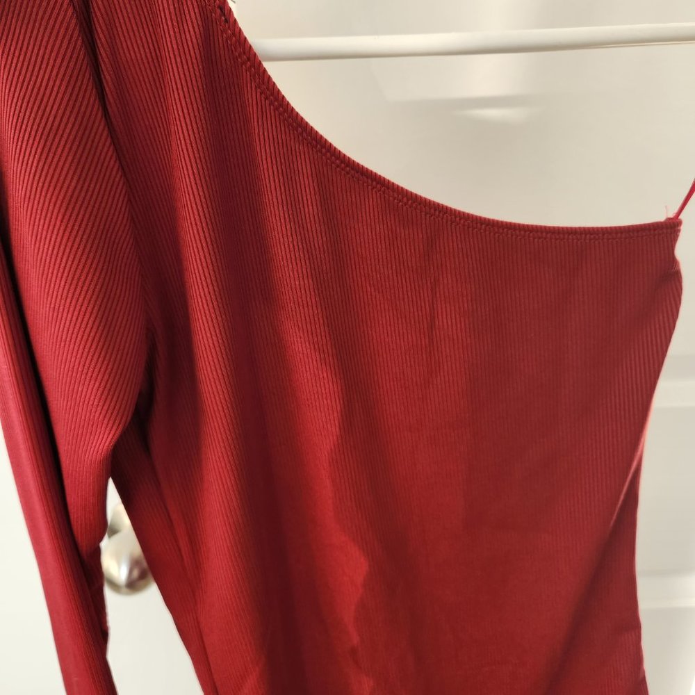 One Shoulder Red Bodysuit - Picture 3 of 5